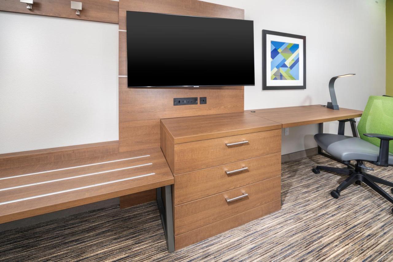 Holiday Inn Express & Suites - Fort Myers Airport By Ihg Εξωτερικό φωτογραφία